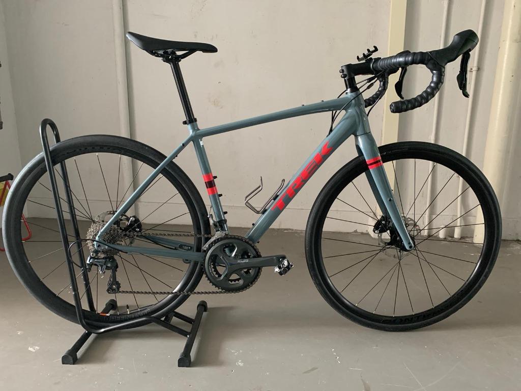 trek checkpoint al 4 gravel bike