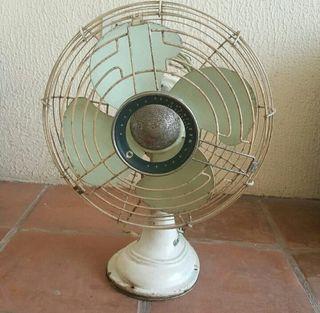 Tatung Electric Fan (Vintage, 1950's)