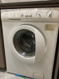 （分類：）位於 。 由 flo.ch1 提交（商品編號 1046007847，圖片 1）。簡介： 。