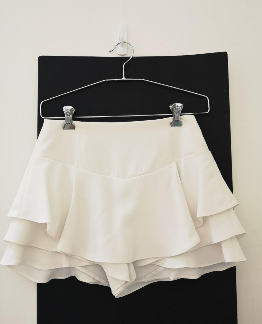 White frilly skorts, Women's Fashion 