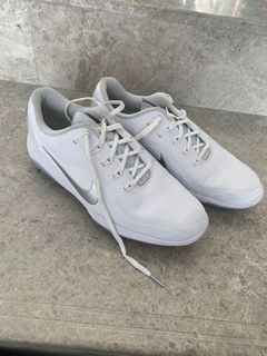 size 1 women's golf shoes