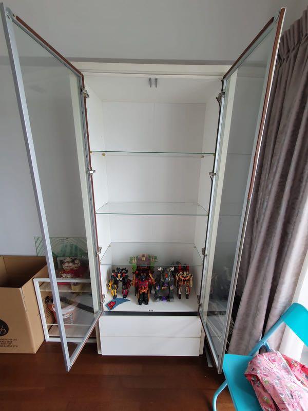 2nd hand glass display Furniture & Home Living, Furniture, Shelves, & Racks on
