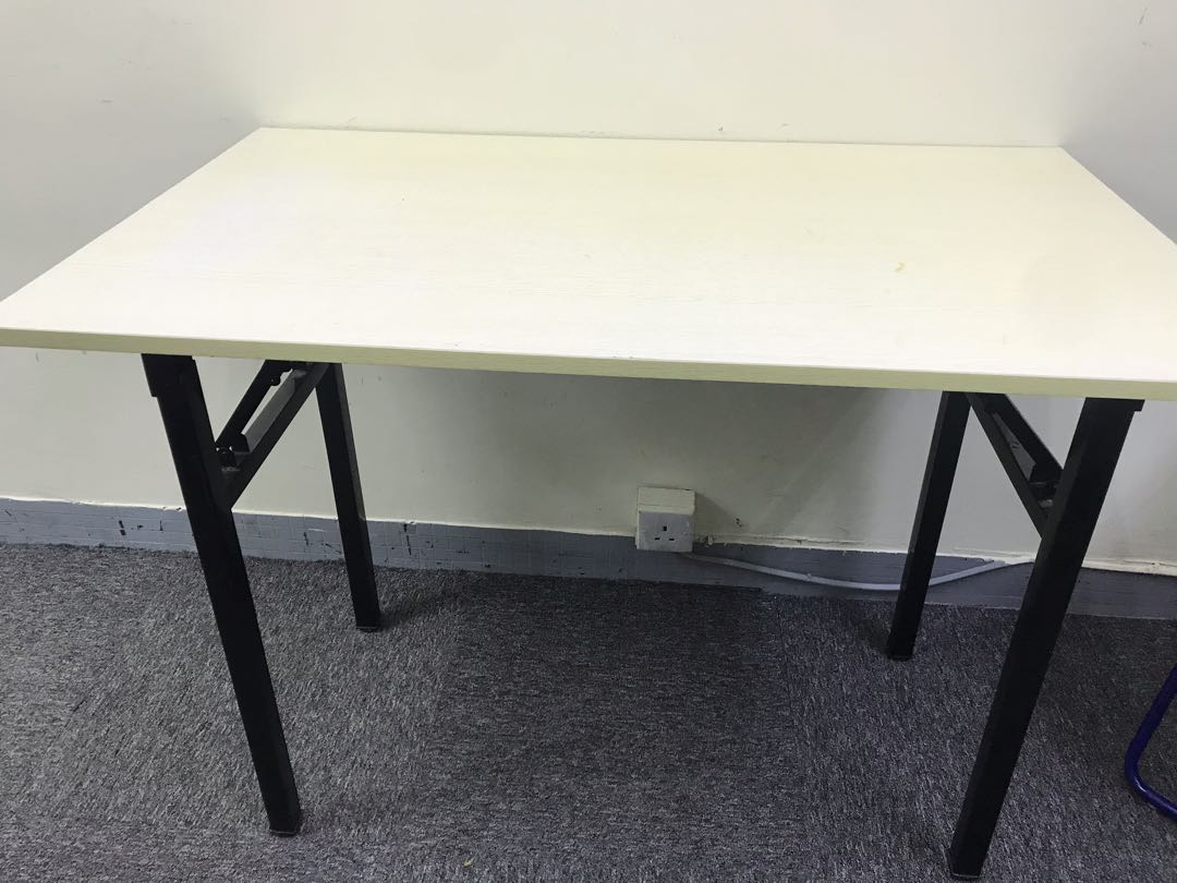 摺枱 folding table ( 100x60x73), 傢俬＆家居, 傢俬 Carousell