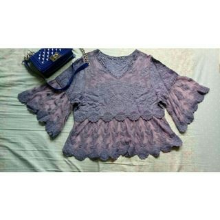 (Category: ) located in . Submitted by closet_rewind (Listing ID 1048169029, Image 1). Description: .