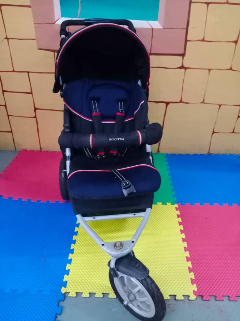 Bootiq pram hot sale