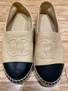 (Category: ) located in . Submitted by fancyshoez (Listing ID 1048173061, Image 1). Description: .