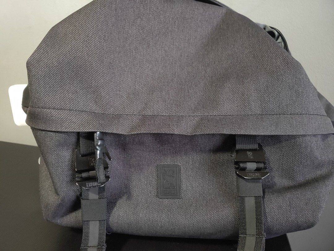 Vale sling store chrome