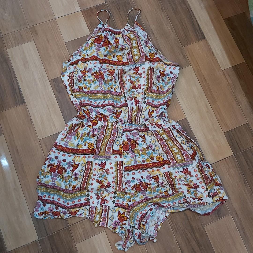 Coachella romper (Category: Rompers) located in Quezon City. Submitted by cheverloo (Listing ID 1048119573, Image 1). Description: S-M ganda to sissy! flowy. good as new. rfs:declutter. sawa na😂 swipe for ww pic. msg me. bpi only. model height 5'1, 47kg #romper #bigsale11 #1111 #sweldosale #saleph #summeroutfit #summersale #rompers #swimsuit #swimwear #summerwear..
