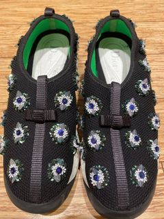 (Category: ) located in . Submitted by fancyshoez (Listing ID 1048174678, Image 1). Description: .