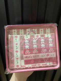 Hello Kitty stationary set with tin can (unused)