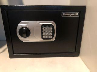 Honeywell safe box