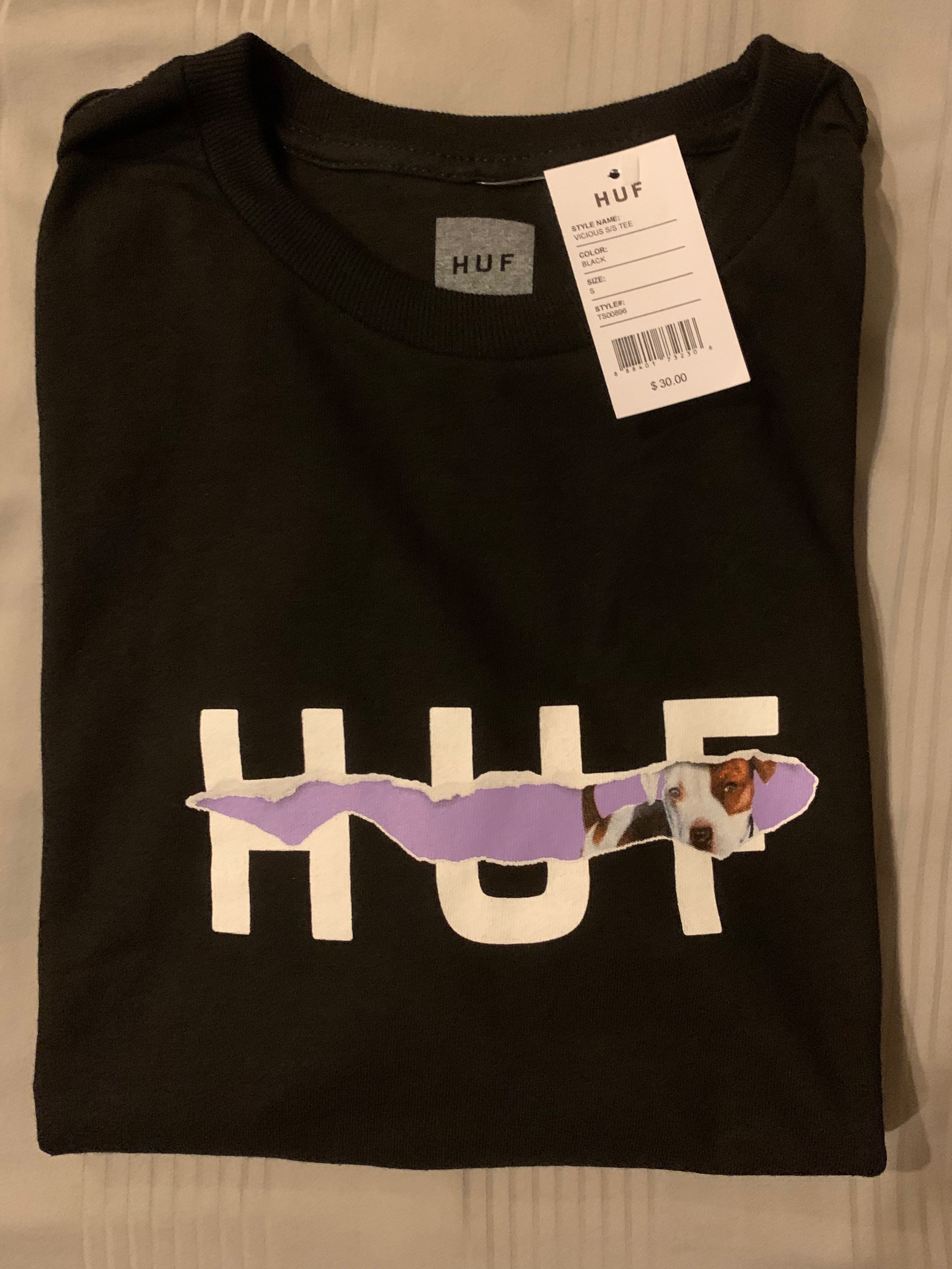HUF T shirt S Men s Fashion Tops Sets Tshirts Polo Shirts on Carousell