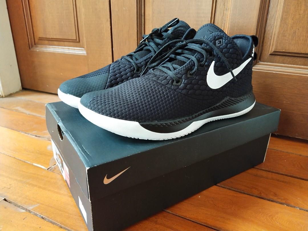 lebron witness 3 box