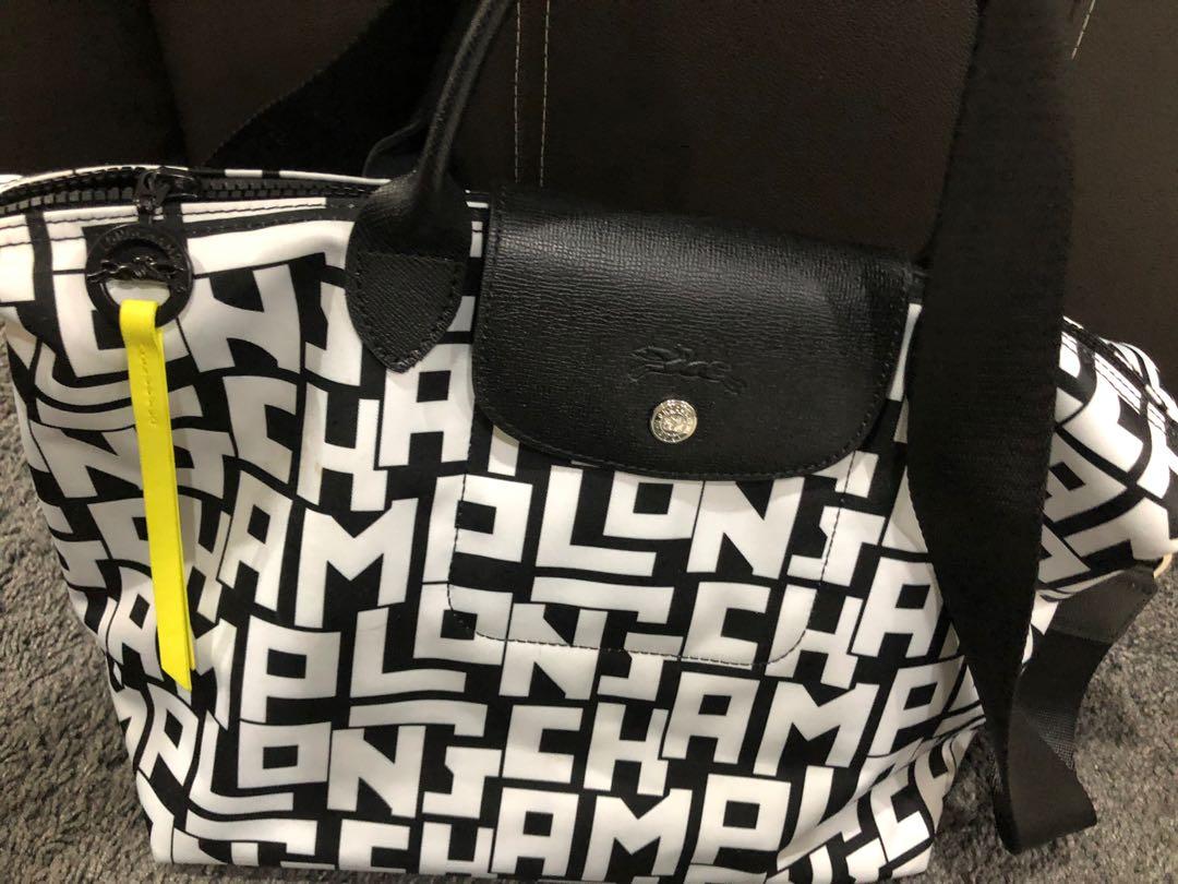 Longchamp Le Pliage LGP Top Handle M black white