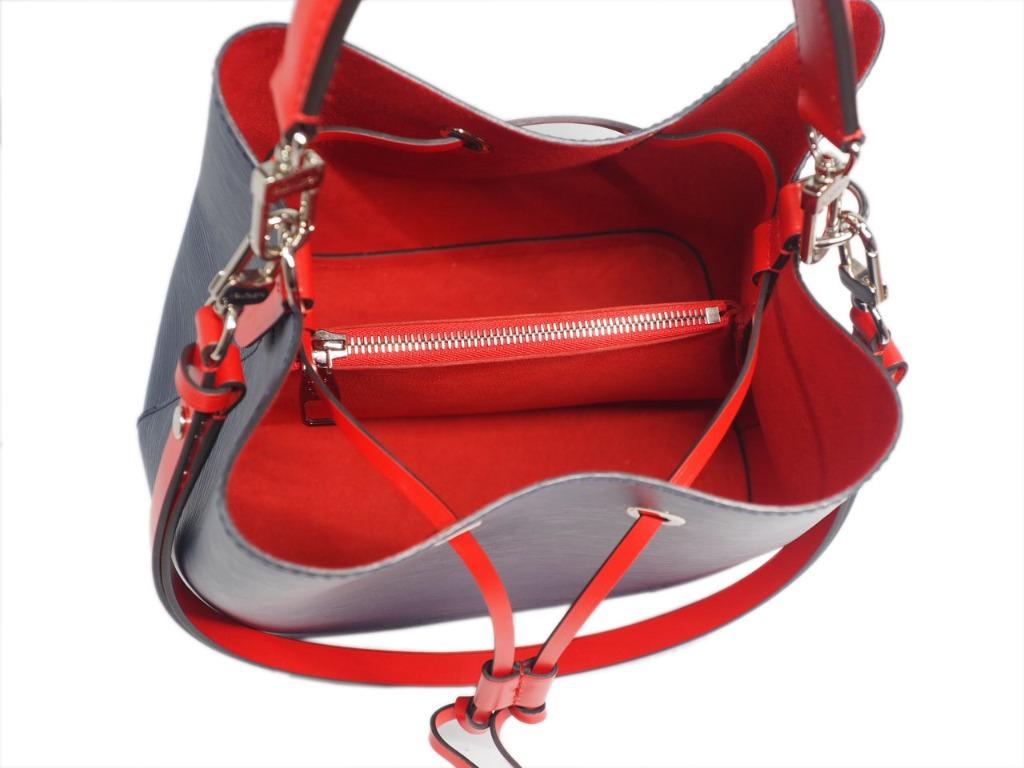 Leather small bag Louis Vuitton Red in Leather - 30310967