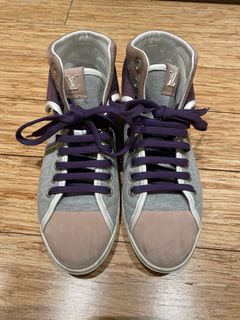 (Category: ) located in . Submitted by fancyshoez (Listing ID 1048175886, Image 1). Description: .