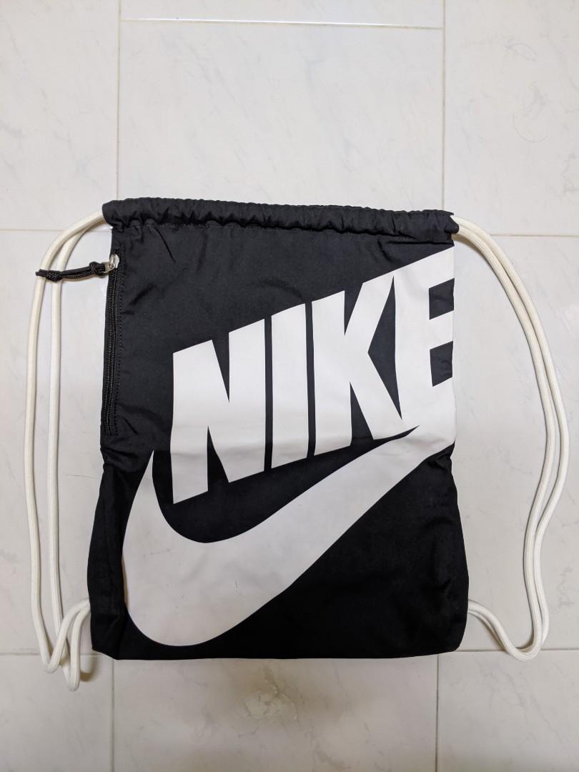 grey nike drawstring bag