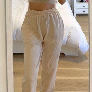 NUDE SWEATS