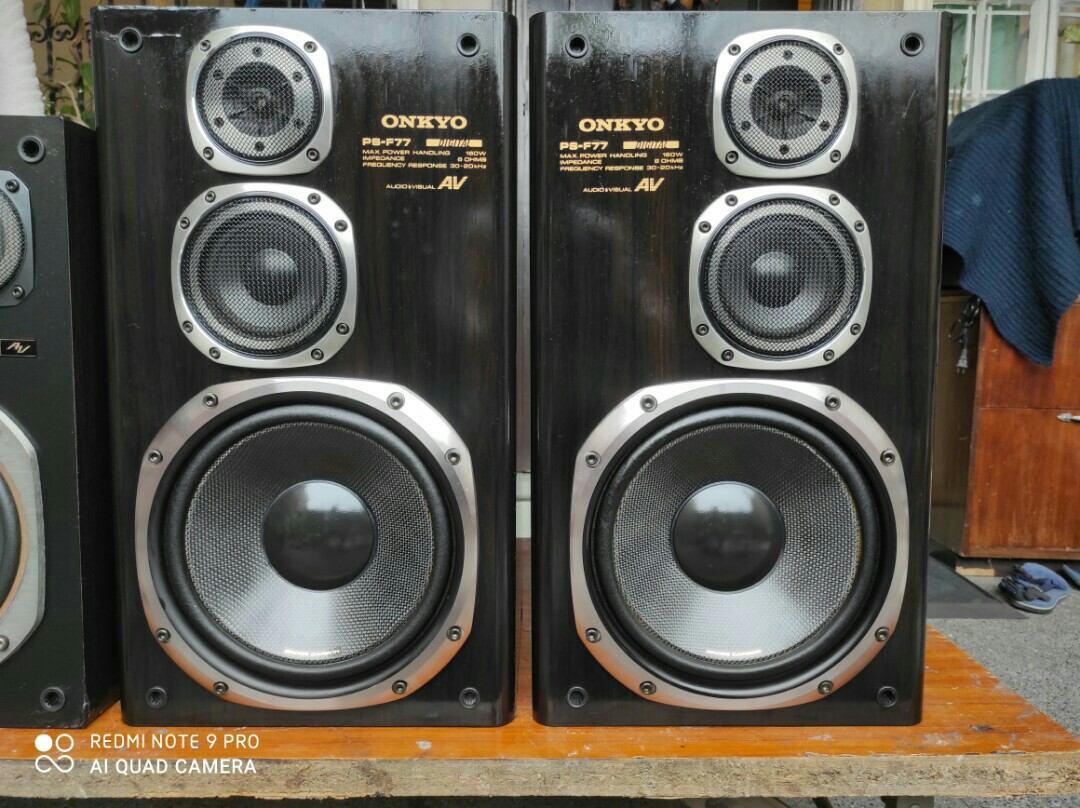 Onkyo 3 way shop speakers