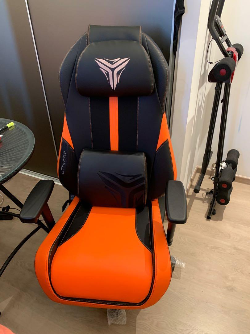 Osim X predator gaming massage chair with extended warranty, Video