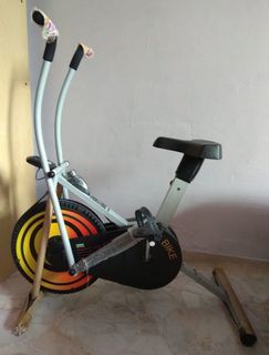 (Category: ) located in . Submitted by zhihui_11 (Listing ID 1048160536, Image 1). Description: .