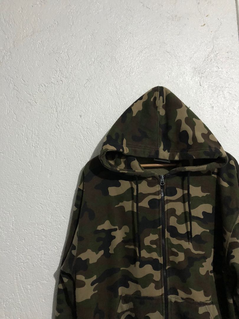 PRO CLUB “CAMOUFLAGE” ZIP UP HOODIE, Men's Fashion, Tops  Sets, Hoodies on  Carousell