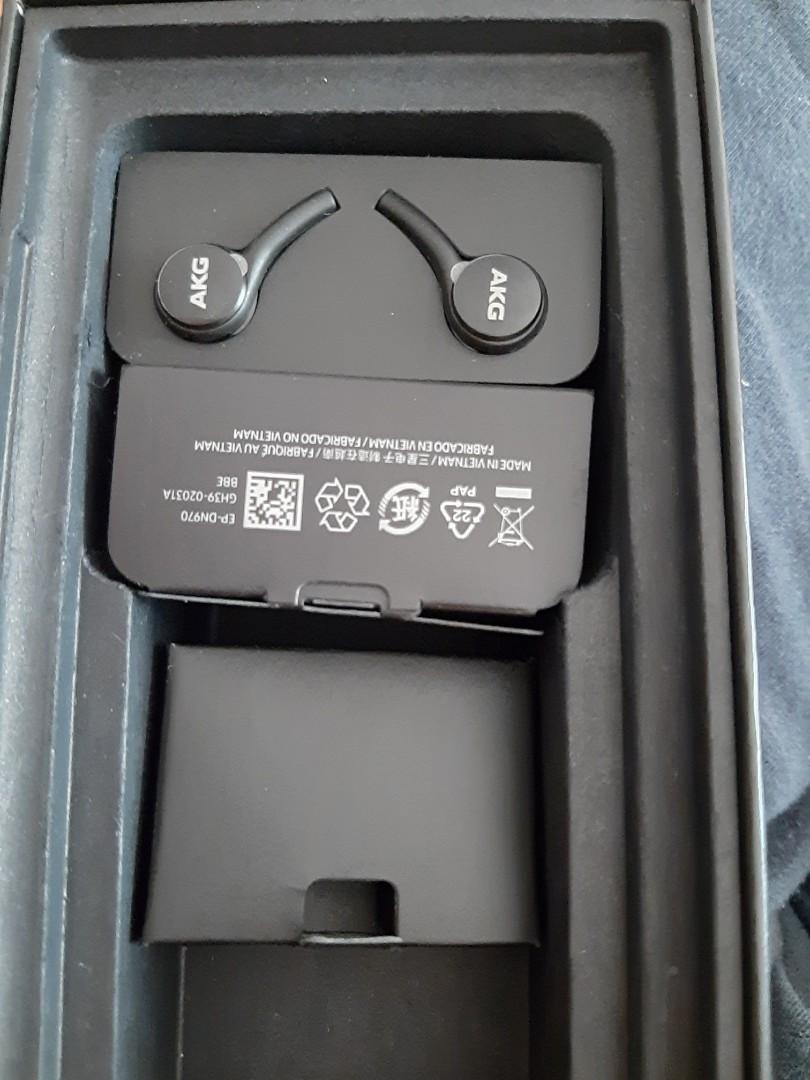 galaxy note 10 akg headphones