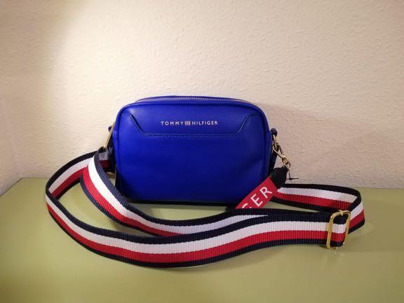 Camera bag tommy clearance