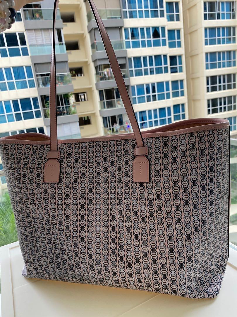 Tory Burch Gemini Link Canvas Tote in Pink, Women's Fashion, Bags &  Wallets, Tote Bags on Carousell