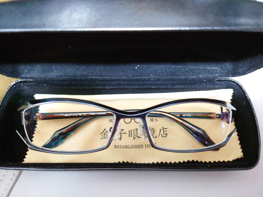 金子眼鏡 SPIVVY SP1079 PURE TITANIUM SPIVVY | KANEKO OPTICAL Co., Ltd.