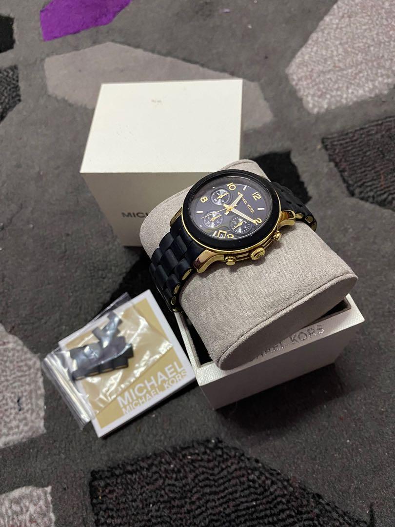 Authentic Limited Edition Michael Kors Black Watch Women, Women's Fashion,  Watches & Accessories, Watches on Carousell