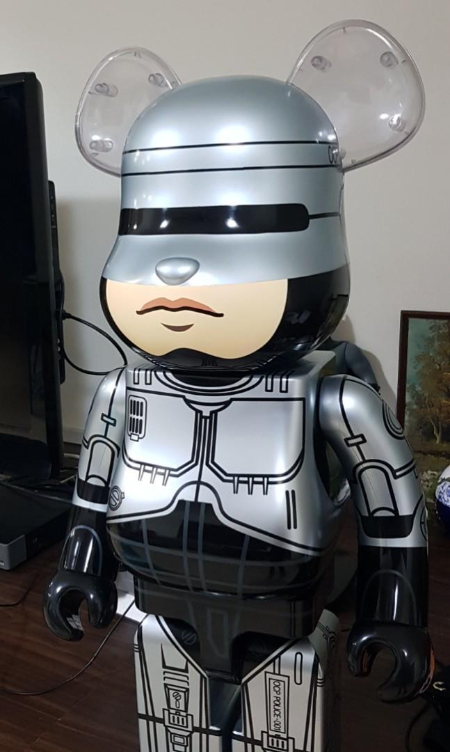 Bearbrick 1000 Robocop Be Rbrick Hobbies Toys Toys Games On Carousell