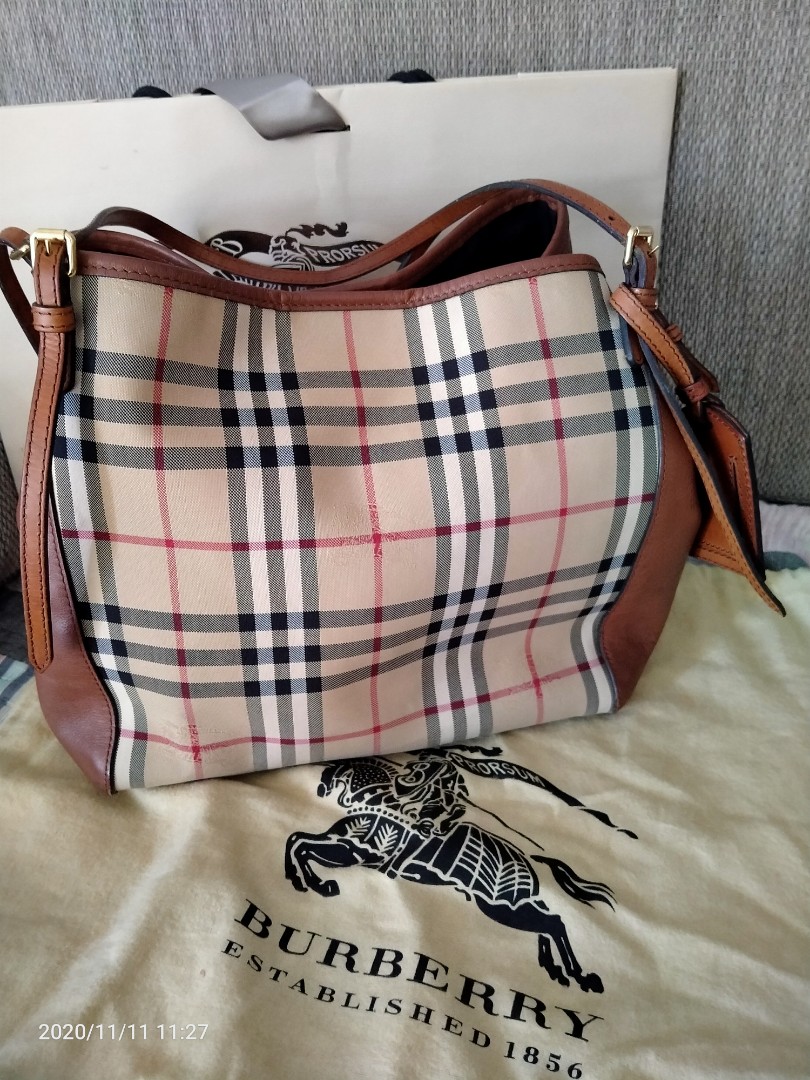 Burberry Haymarket Check Tote Bag, Luxury, Bags & Wallets on Carousell