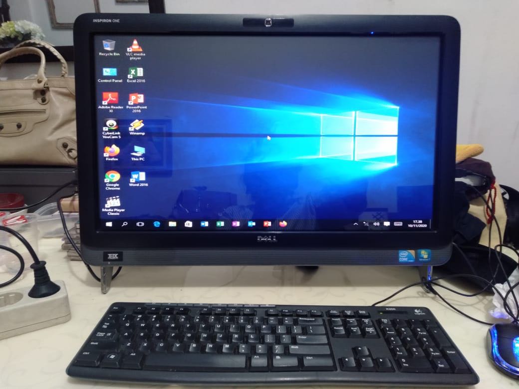 Dell Inspiron One 2310 Pc Built In Elektronik Komputer Desktop Di Carousell