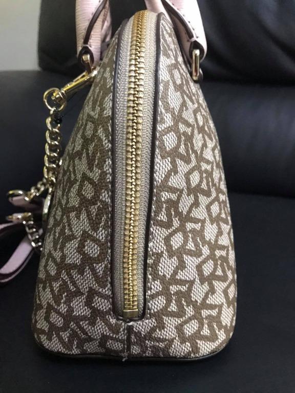 DKNY Alma Type
