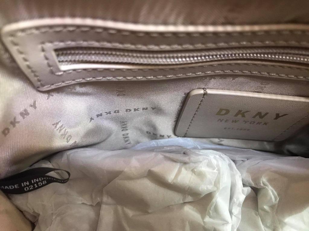 Dkny 02158 bag hot sale