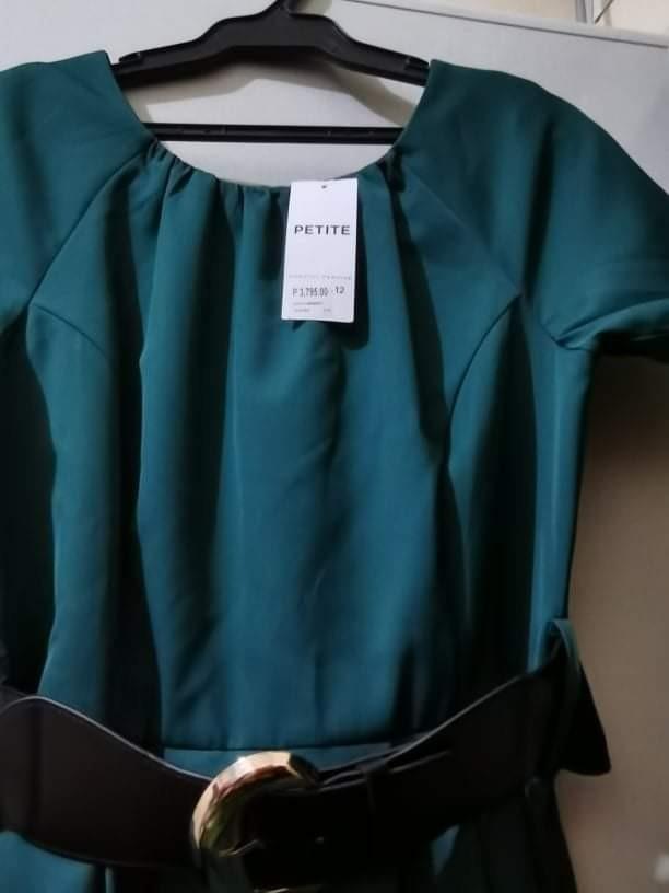 DOROTHY PERKINS JUMPSUIT - NEW (Category: Jumpsuits) located in Manila. Submitted by keeper13 (Listing ID 1048366351, Image 1). Description: Got pregnant.
