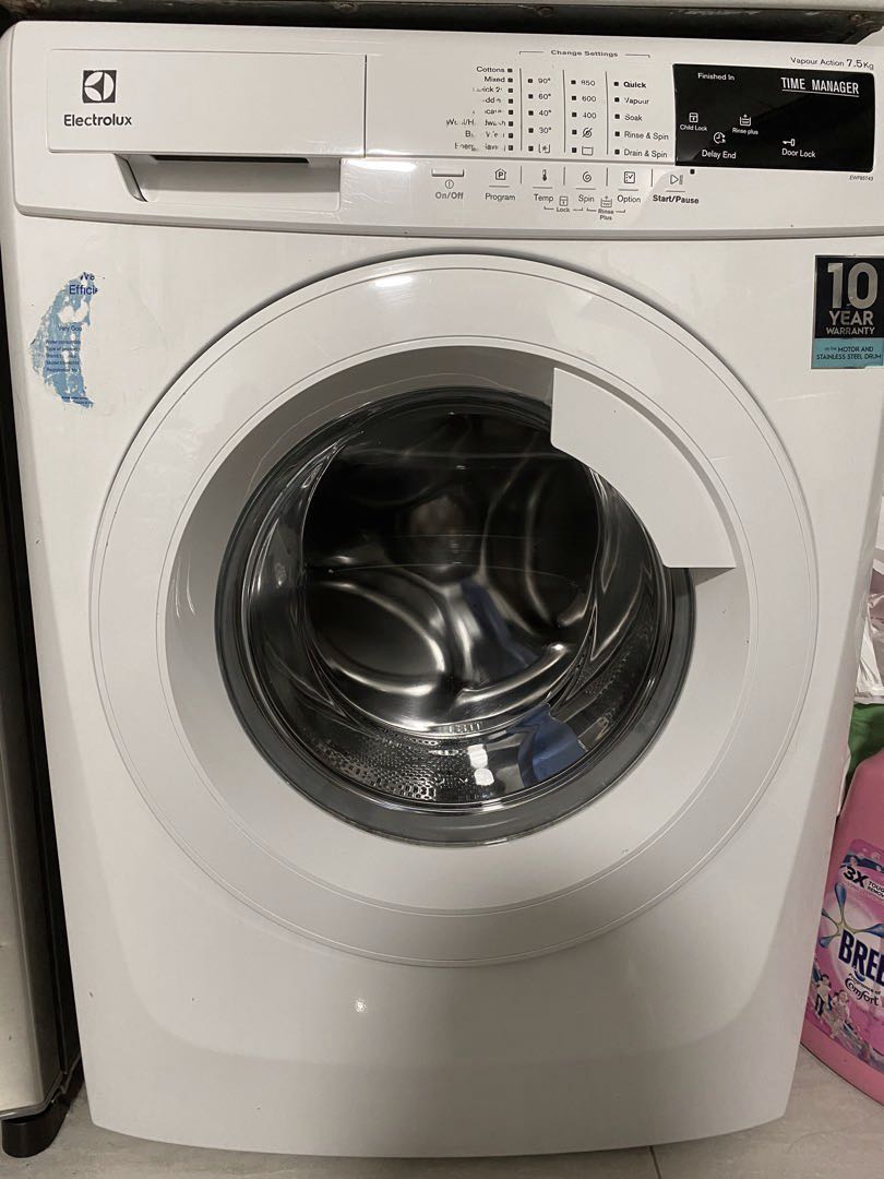 Electrolux 7.5 kg frontload washing machine, TV & Home Appliances