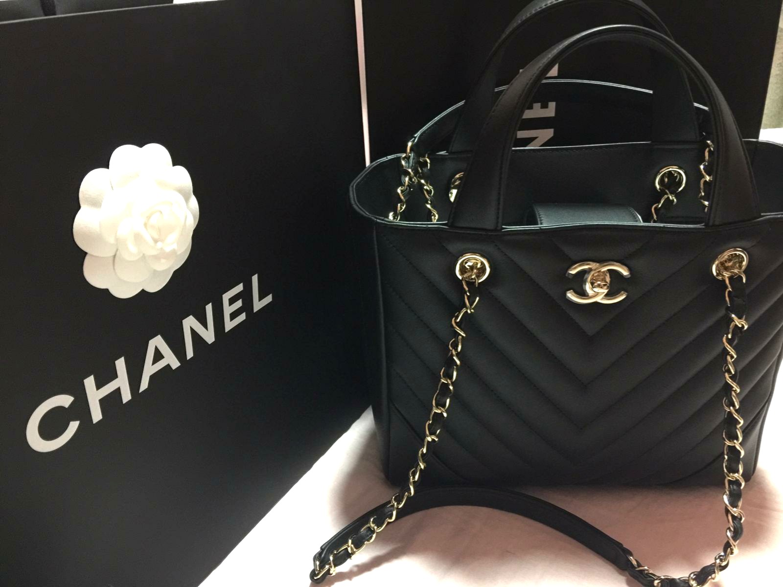 Chanel on sale chevron tote
