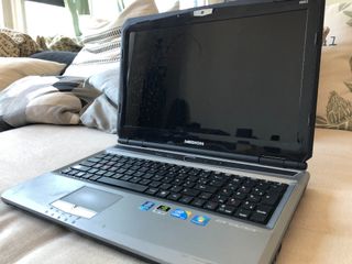 （分類：）位於 。 由 pradelm 提交（商品編號 1048317810，圖片 1）。簡介： 。