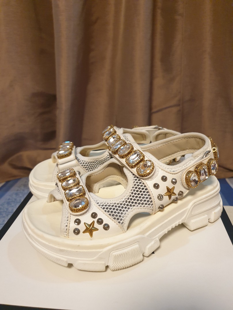 Gucci aguru online sandals