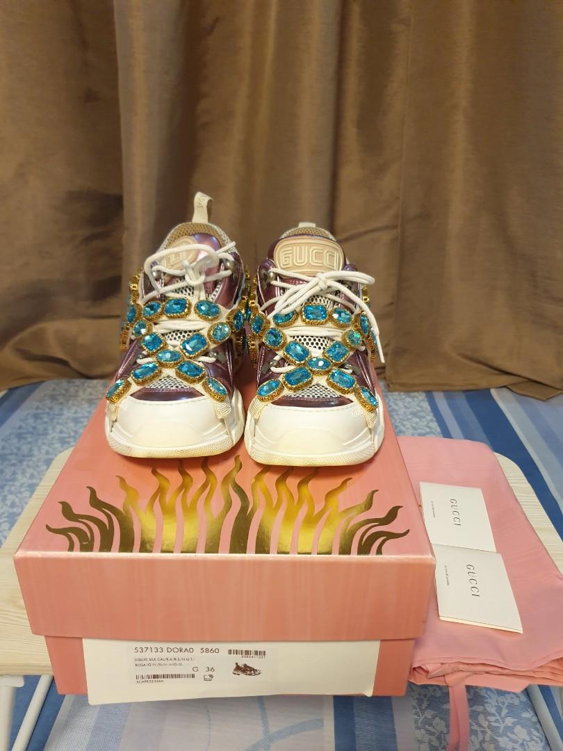 gucci flashtrek trainers