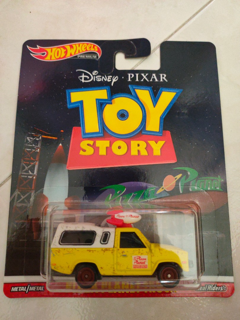 hot wheels pizza truck