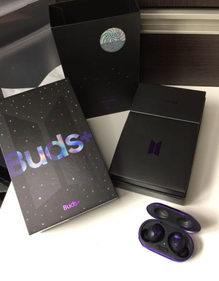 INSTOCK OFFICIAL BTS SAMSUNG GALAXY BUDS PLUS BUDS / PHOTOCARD SET
