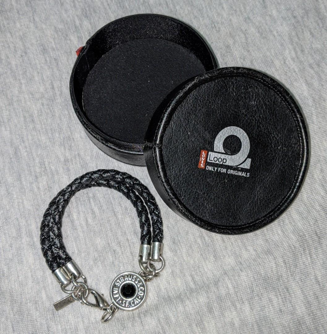 Levi's Loop leather waist band black, 男裝, 手錶及配件, 腰帶- Carousell