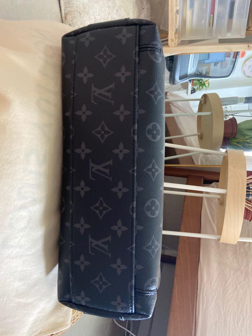 Louis Vuitton odyssey messenger bag PM Men