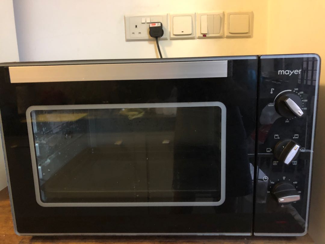 Mayer 45 litre oven. Moving sale, TV & Home Appliances, Kitchen