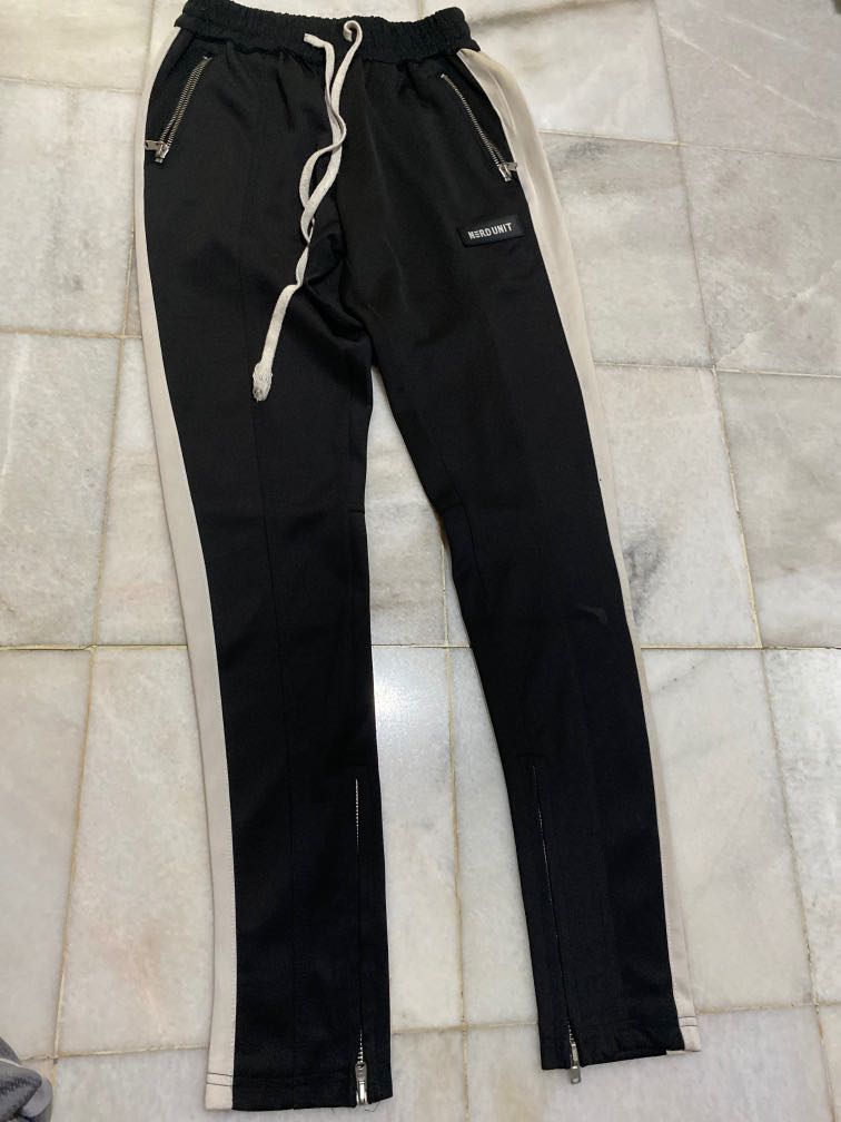 Unit sales track pants