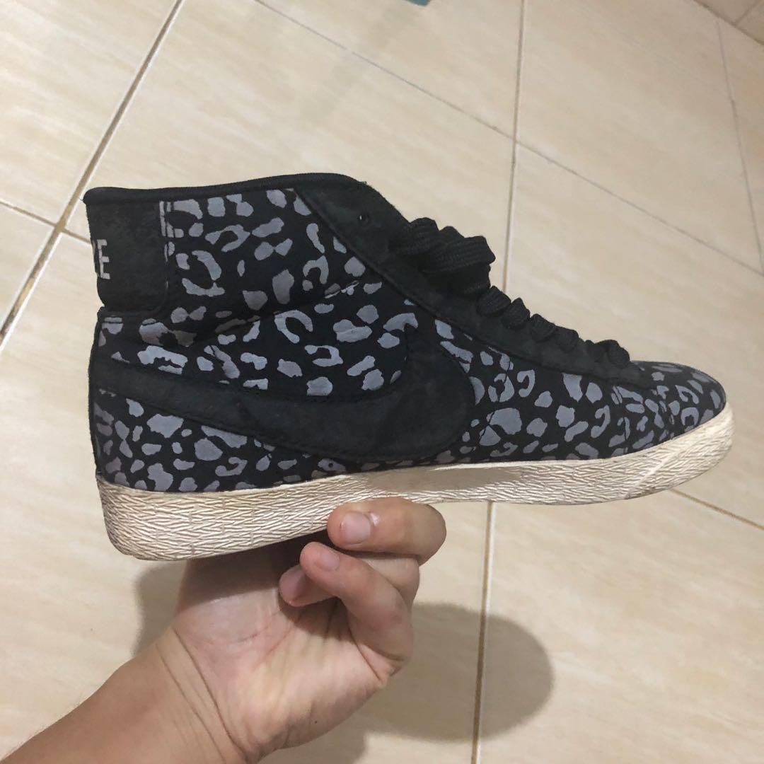 Nike Blazer, Fesyen Pria, Sepatu , Sneakers di Carousell