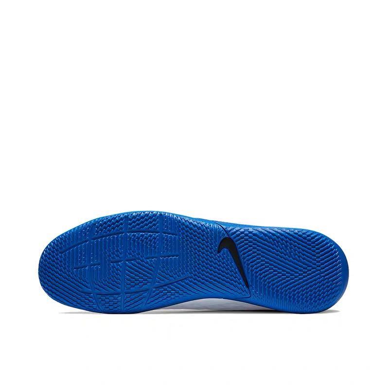 NIKE LEGEND 8 CLUB IC AT6110 Nike Tiempo Legend 8